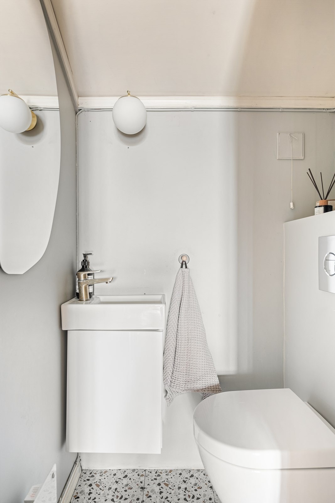 Praktisk toalettrom i 2.etasje Galleribilde