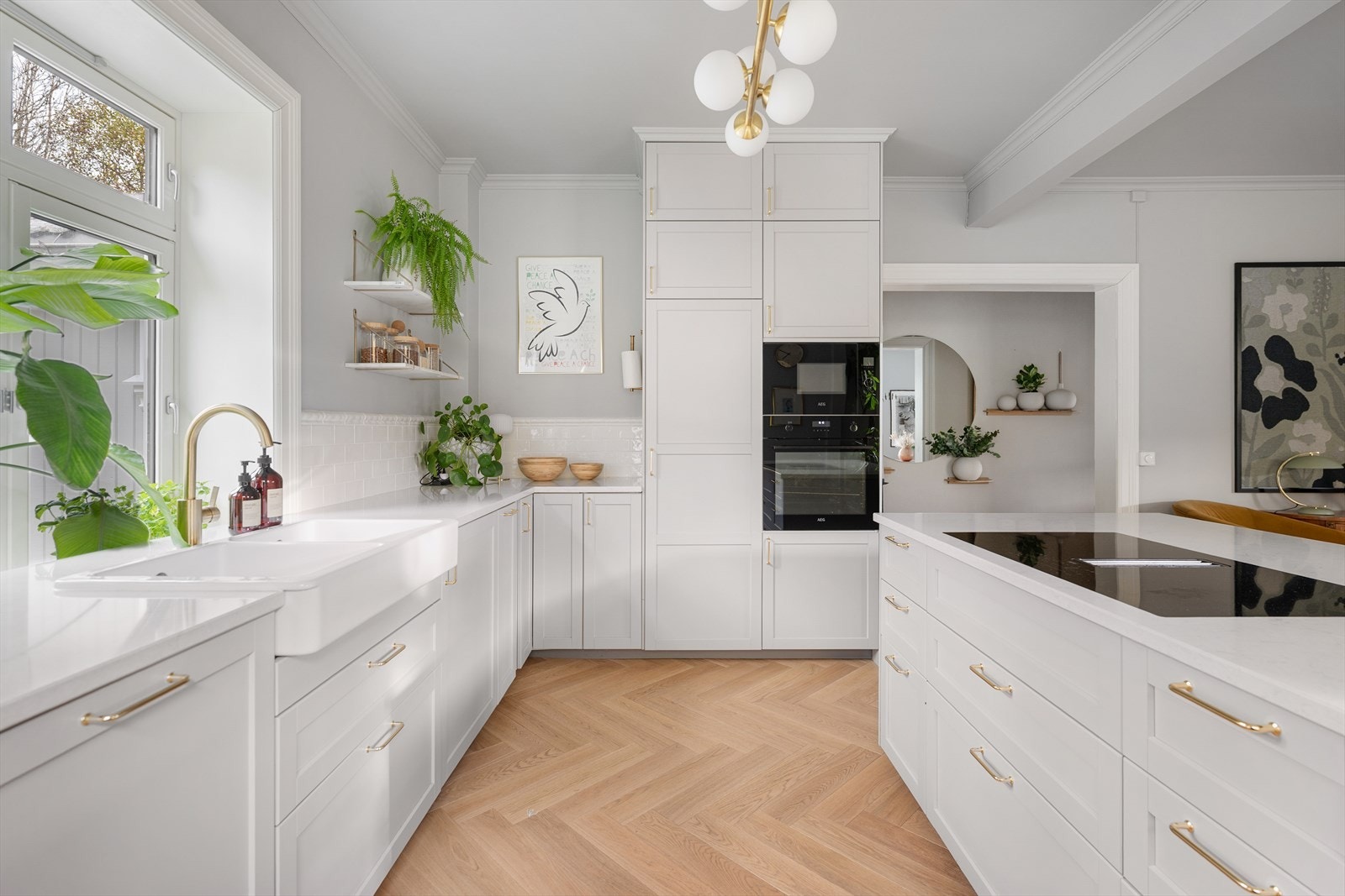 Her er historien tatt vare på, samtidig som boligen er løftet med moderne komfort. Galleribilde