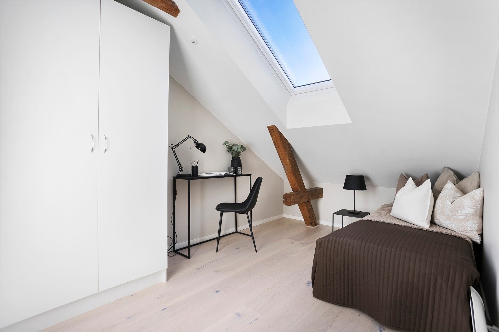 Leiligheten har til sammen hele fem soverom Galleribilde