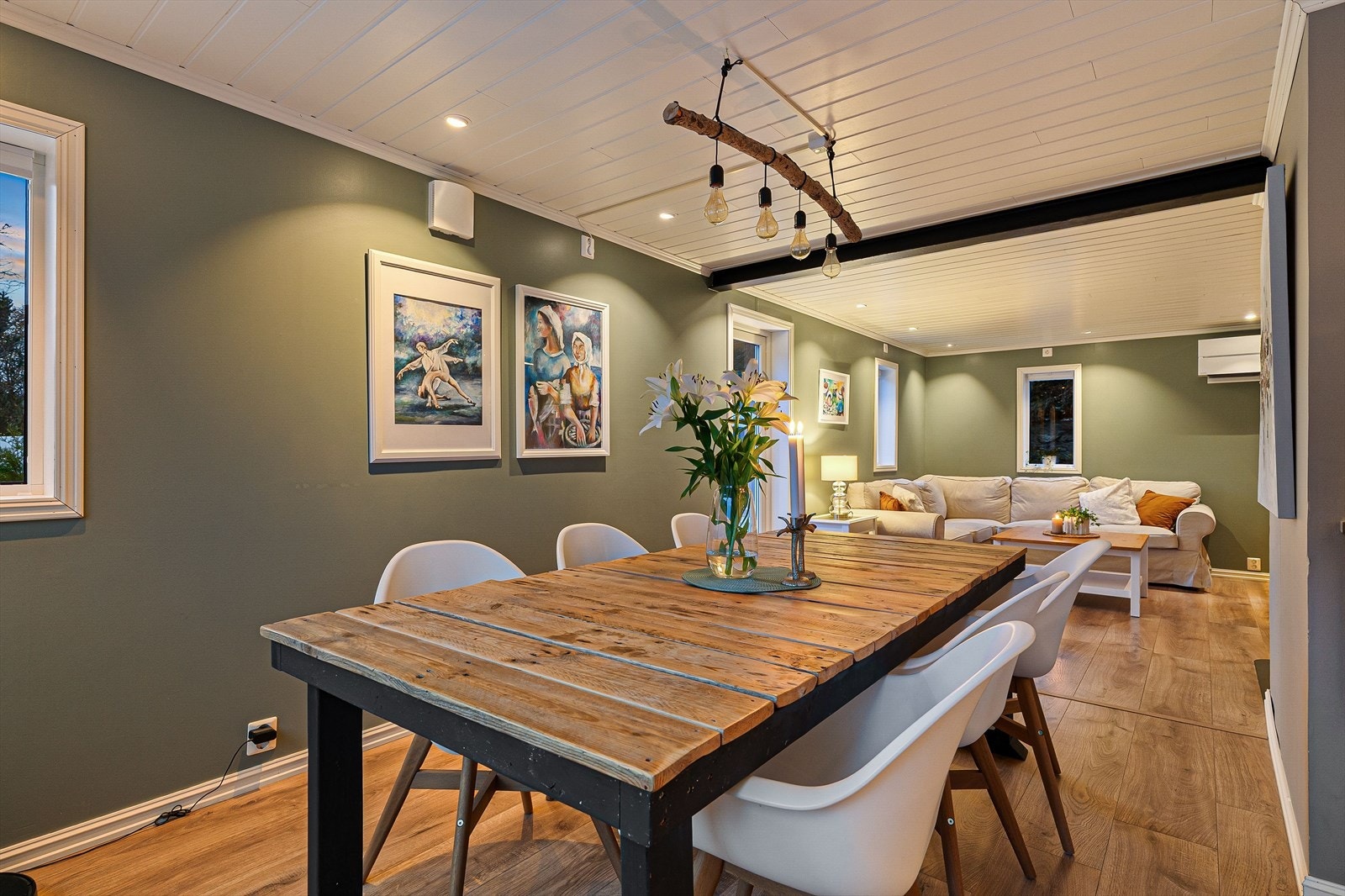 Planløsningen her er effektiv, og det er god plass til en spisestue i tilknytning til kjøkkenet. Galleribilde