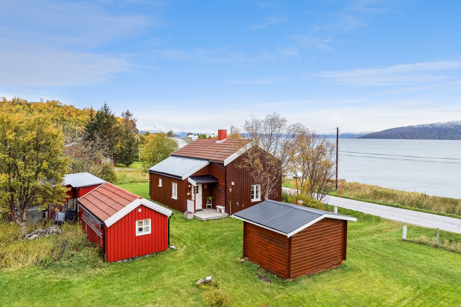 Kort vei til flotte naturopplevelser - både til sjøs og til fjells Galleribilde