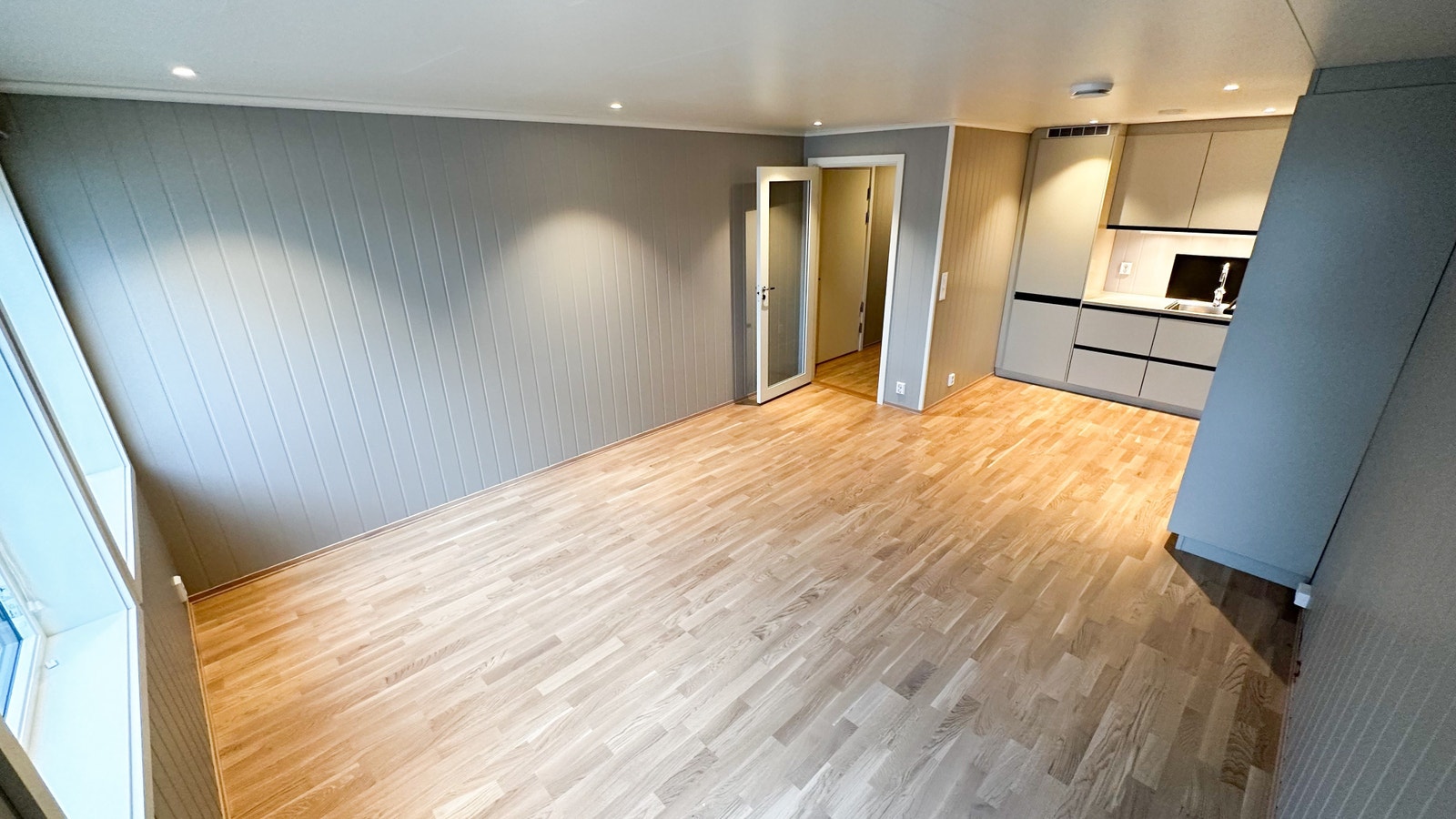 Stor stue Galleribilde