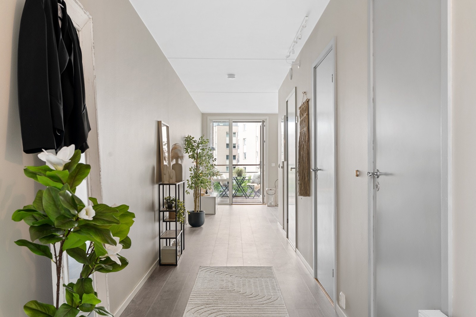 Leiligheten er nymalt og klar for innflytting. Galleribilde