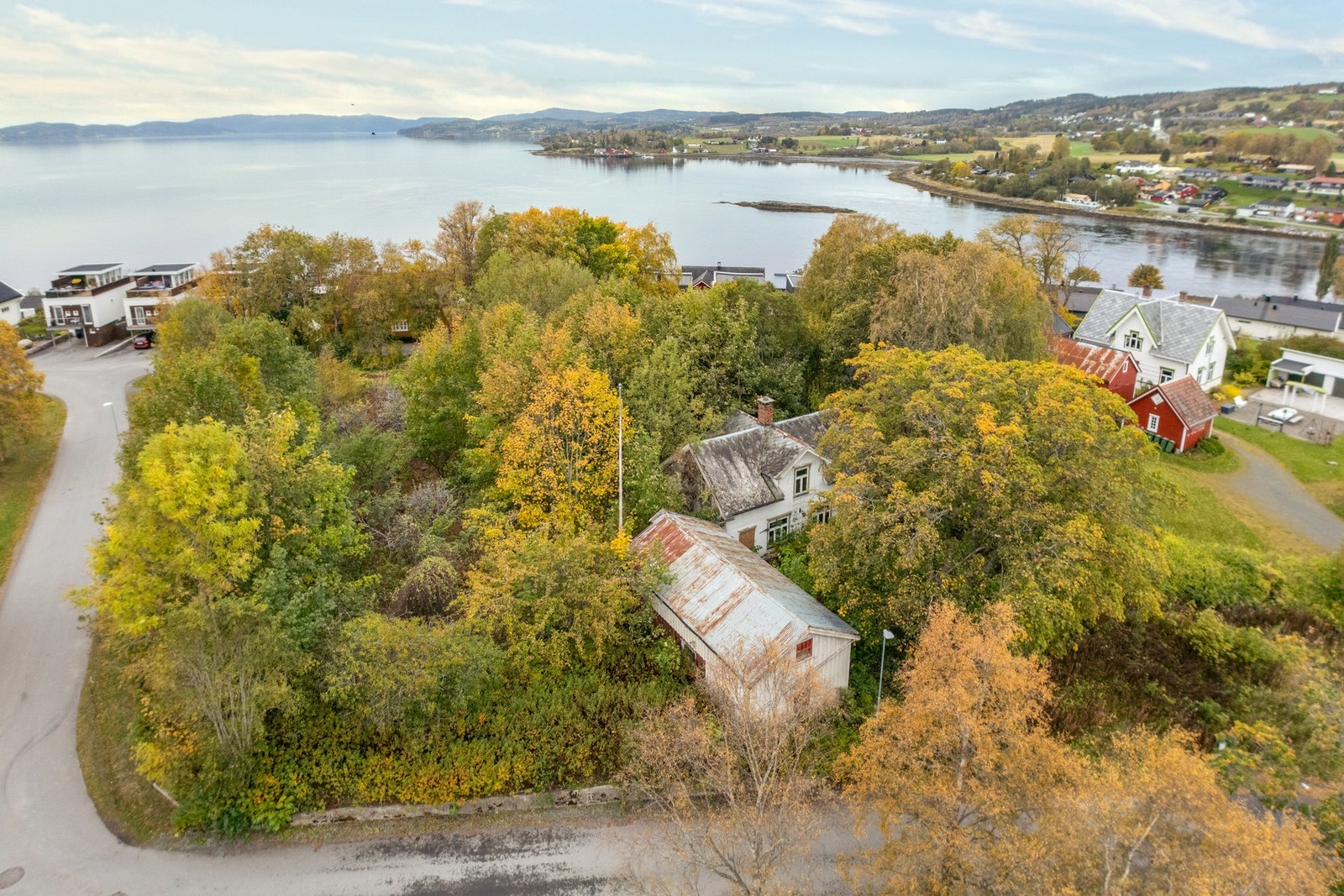 Her kan man få utsikt fra Trondheimsfjorden over Straumen og mot Børgin. Galleribilde