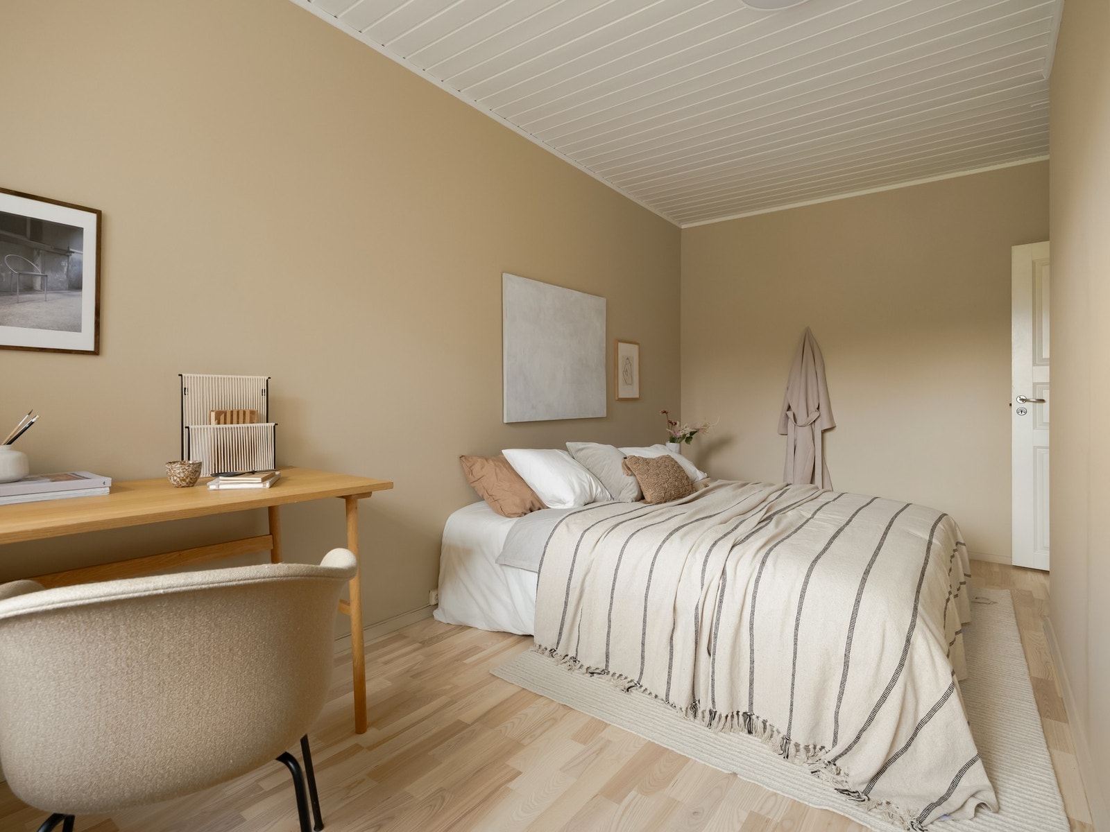 Vi beveger oss inn igjen. Galleribilde