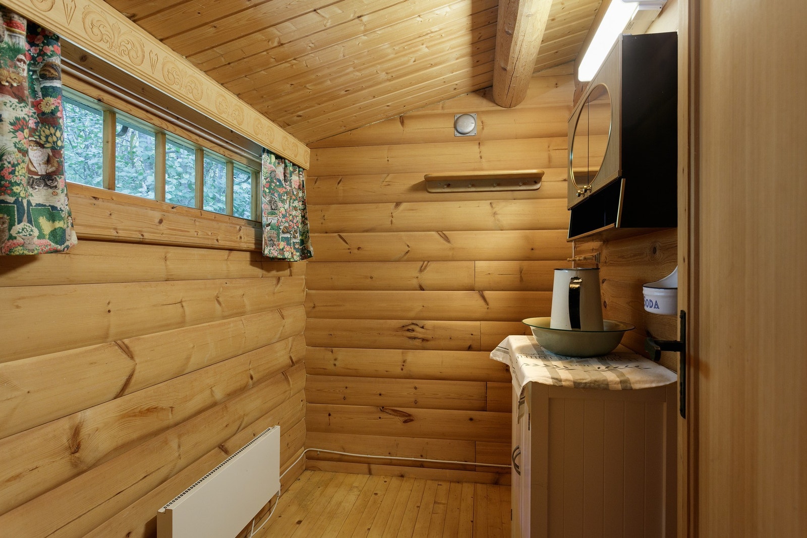 Bod benyttet som baderom for vask Galleribilde