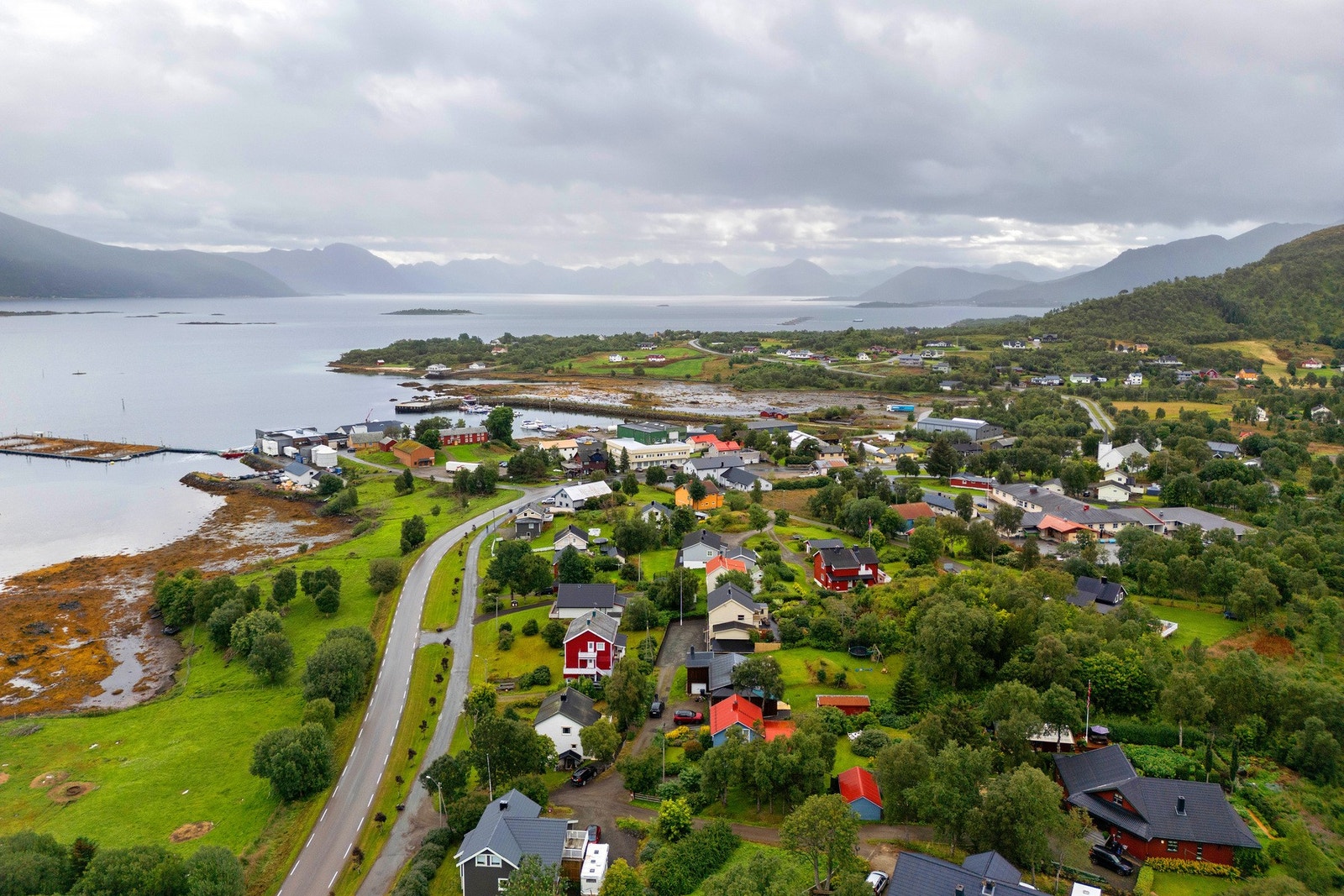 Gang og sykkelvei til skole, og barnehage. Galleribilde