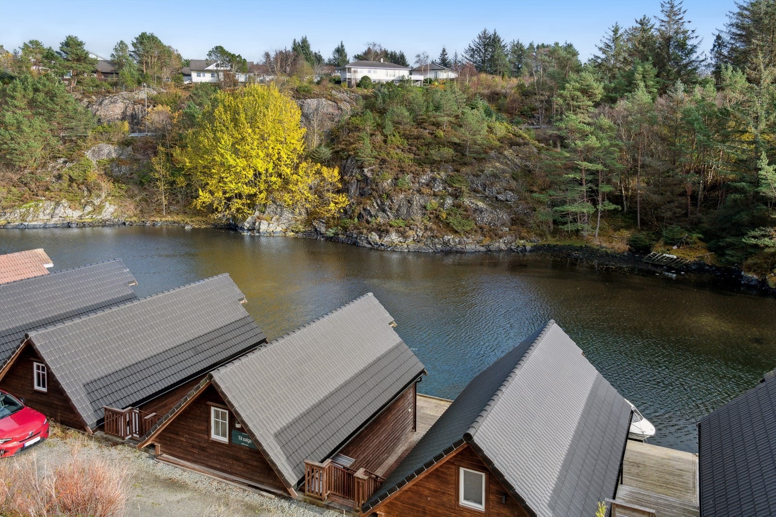 DNB Eiendom v/Maylinn Dybvik Sleen har gleden av å presentere naust i Mælandsvågen! Galleribilde