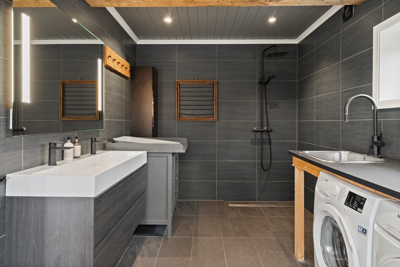 Bad fra 2021 Galleribilde