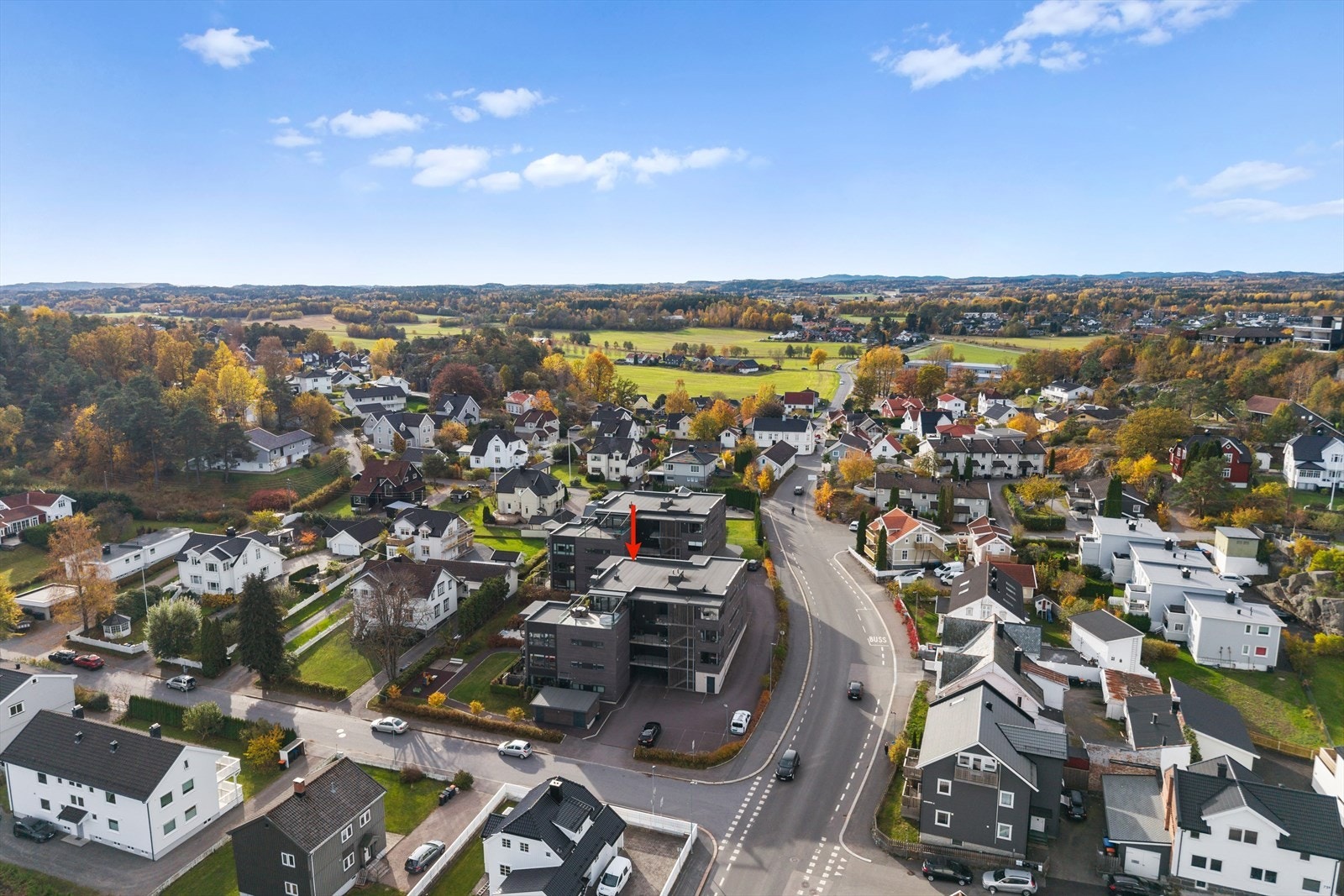 Marumområdet ligger rett i nærheten, med flotte turveier, joggeløyper og sykkelstier som slynger seg gjennom nydelig natur. Galleribilde