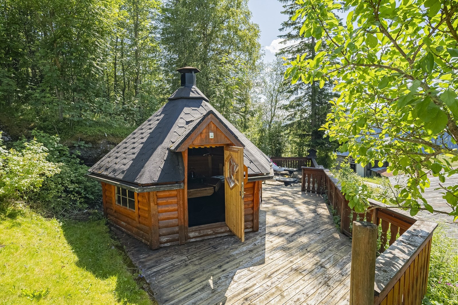 Grillhytte Galleribilde