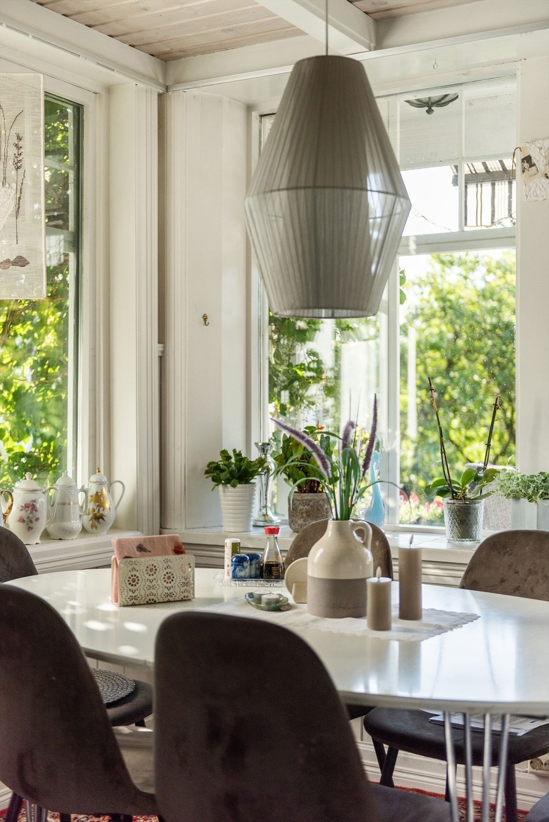 Her kan man nyte dagens måltider. Galleribilde