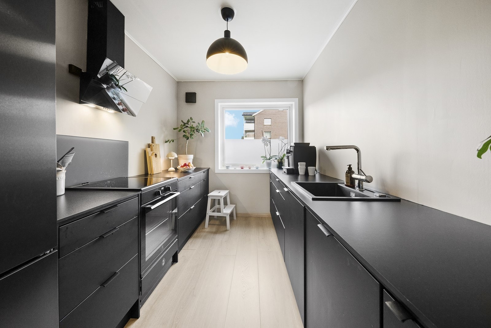 Delikat kjøkken som er pusset opp i 2024 Galleribilde