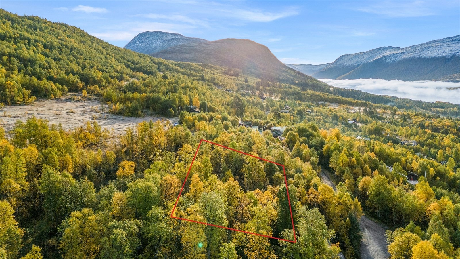 Beliggenheten er kjent for sin vidunderlige utsikt i alle årets årstider! Galleribilde