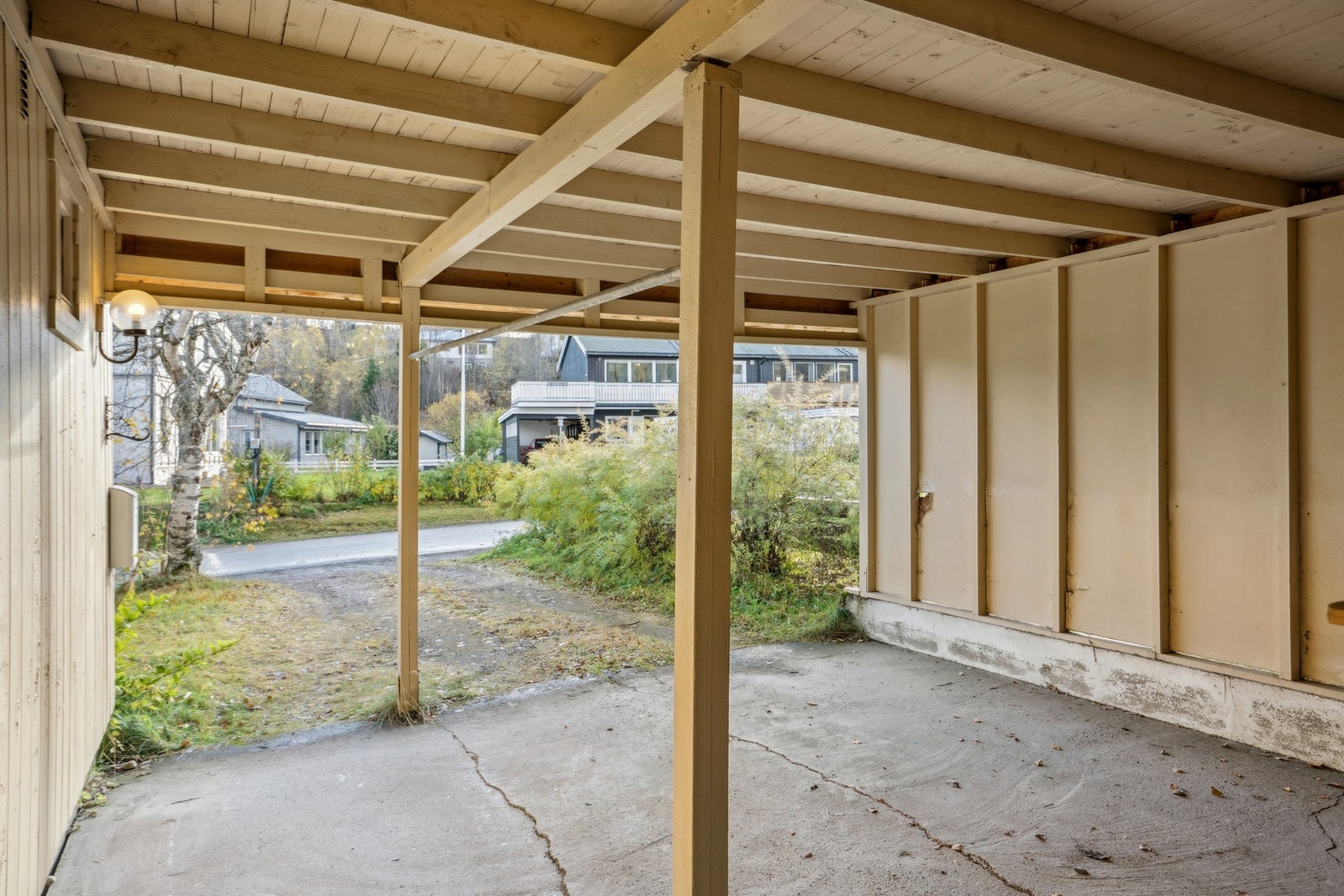 Eiendommen ligger i et veletablert og barnevennlig område. Galleribilde