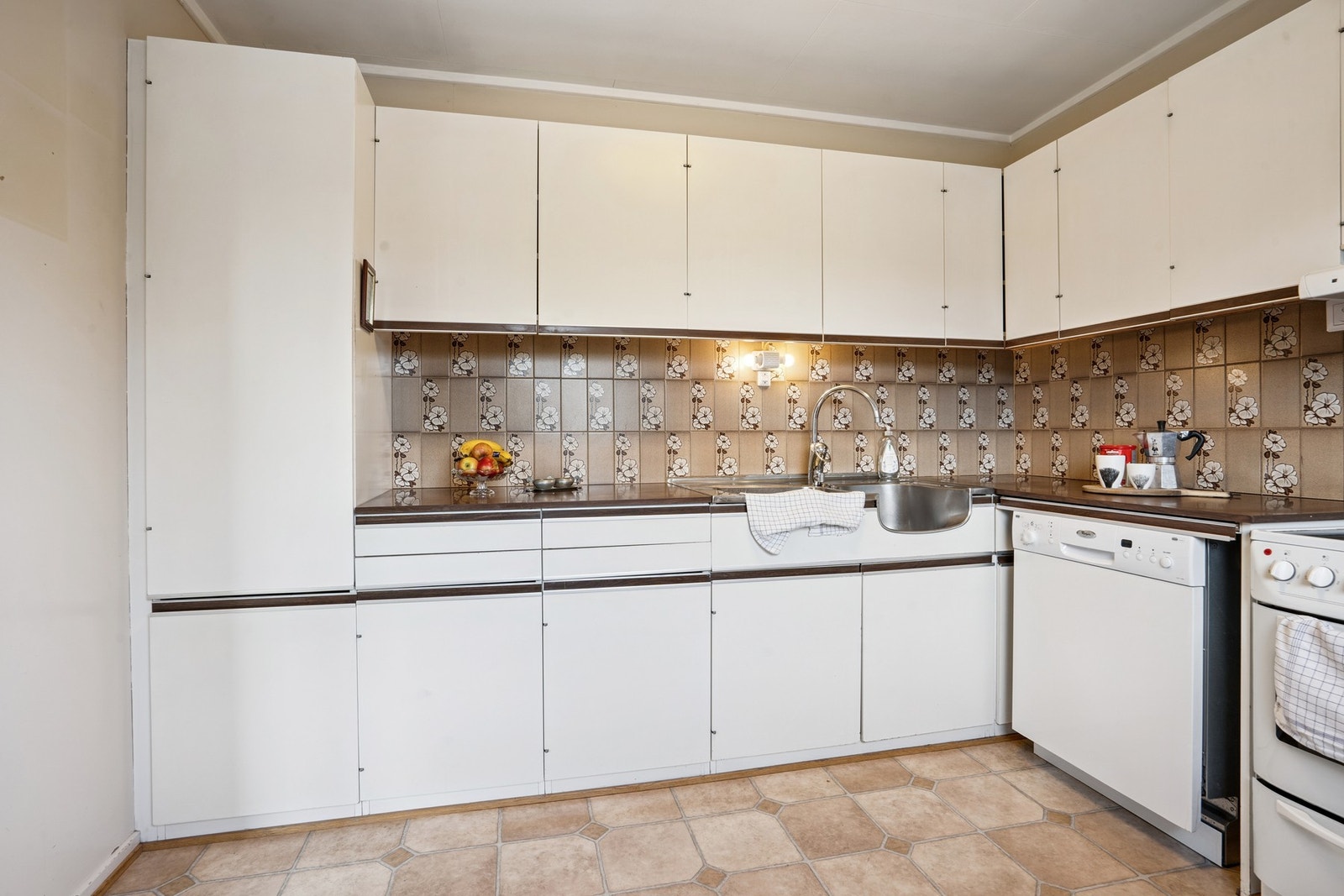 Rikelig med skapplass. Galleribilde