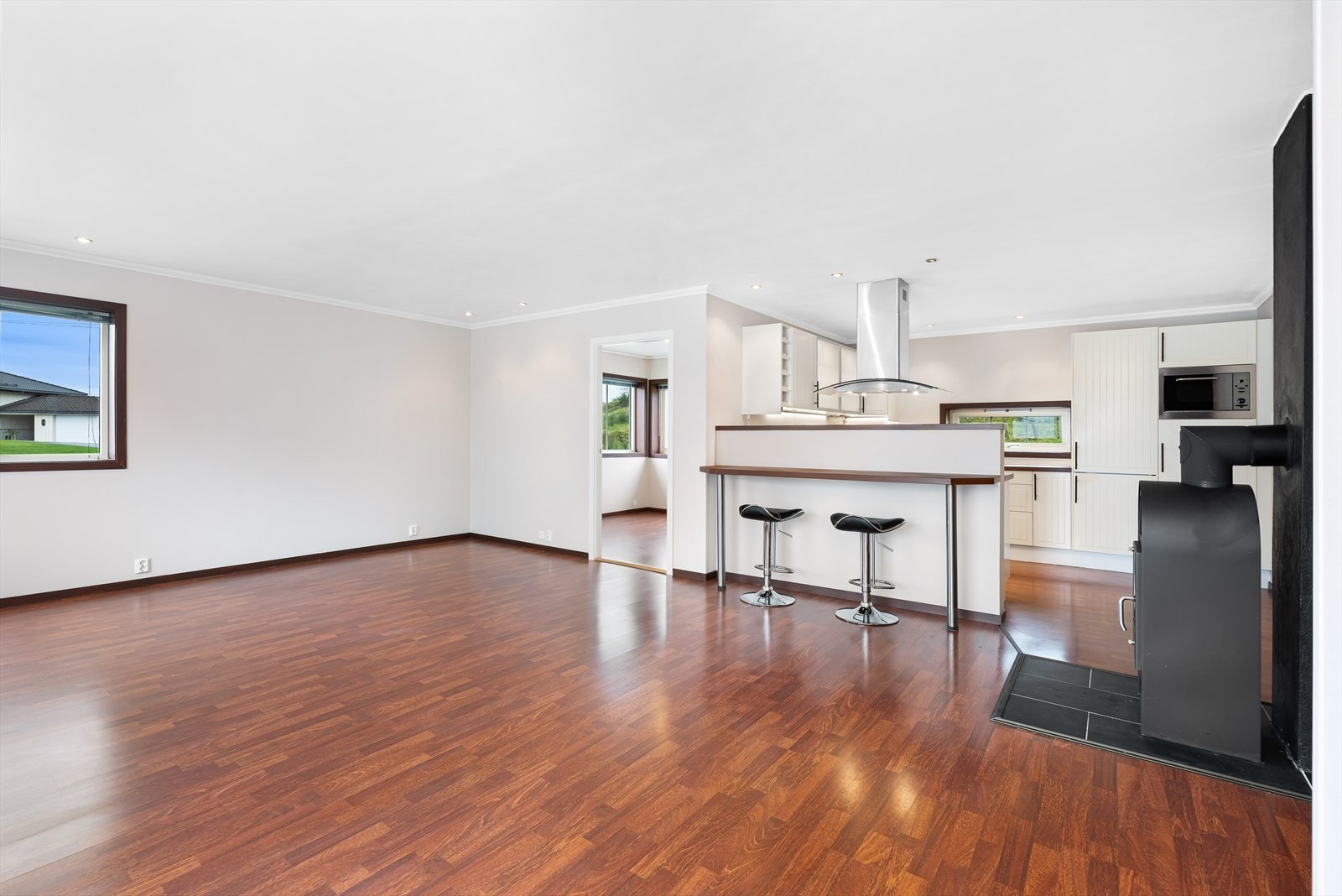 Vedovn i stue for effektiv oppvarming. Galleribilde