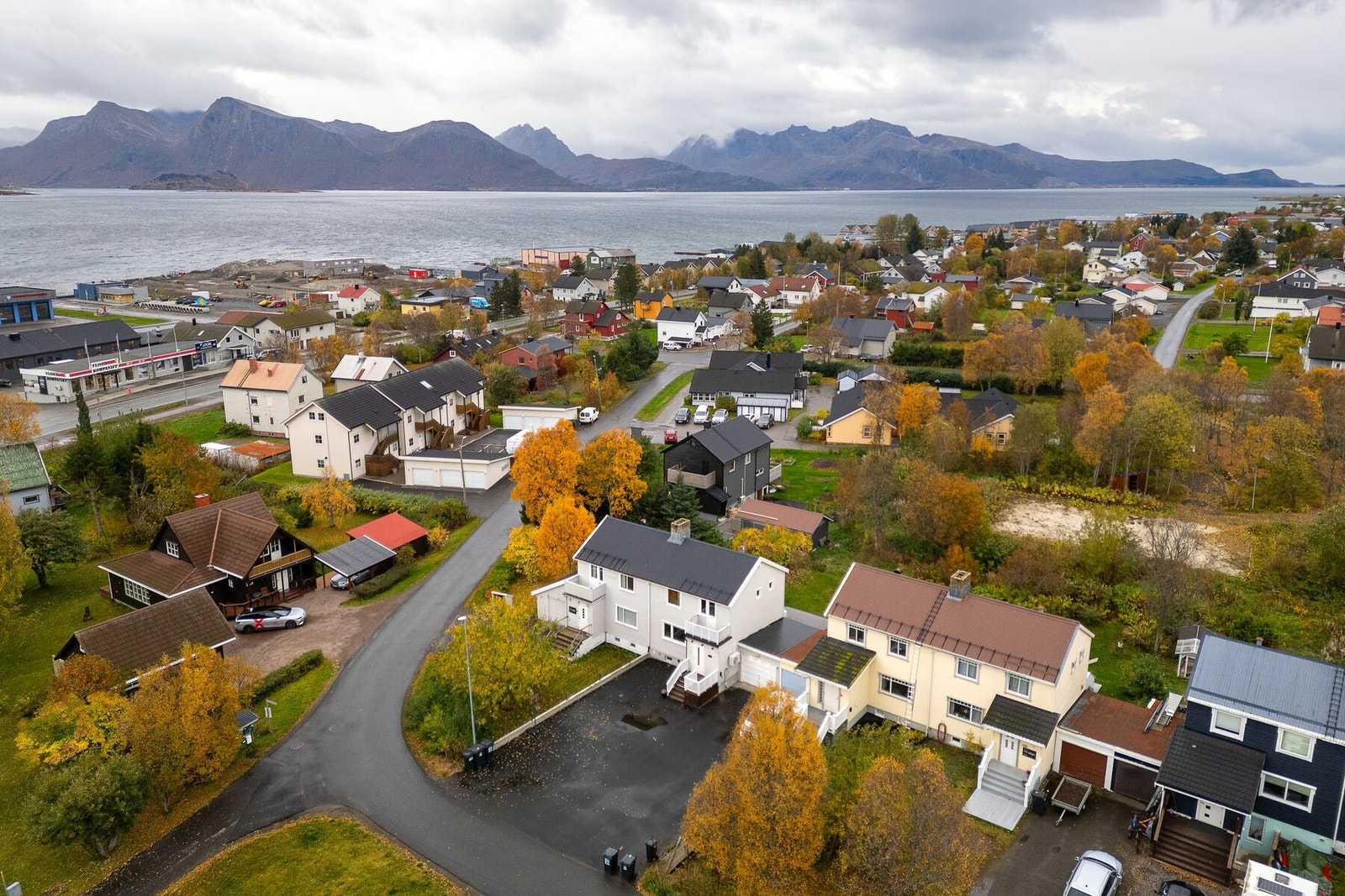 Familievennlig område med mange gode rekreasjonsmuligheter i nærområdet. Galleribilde