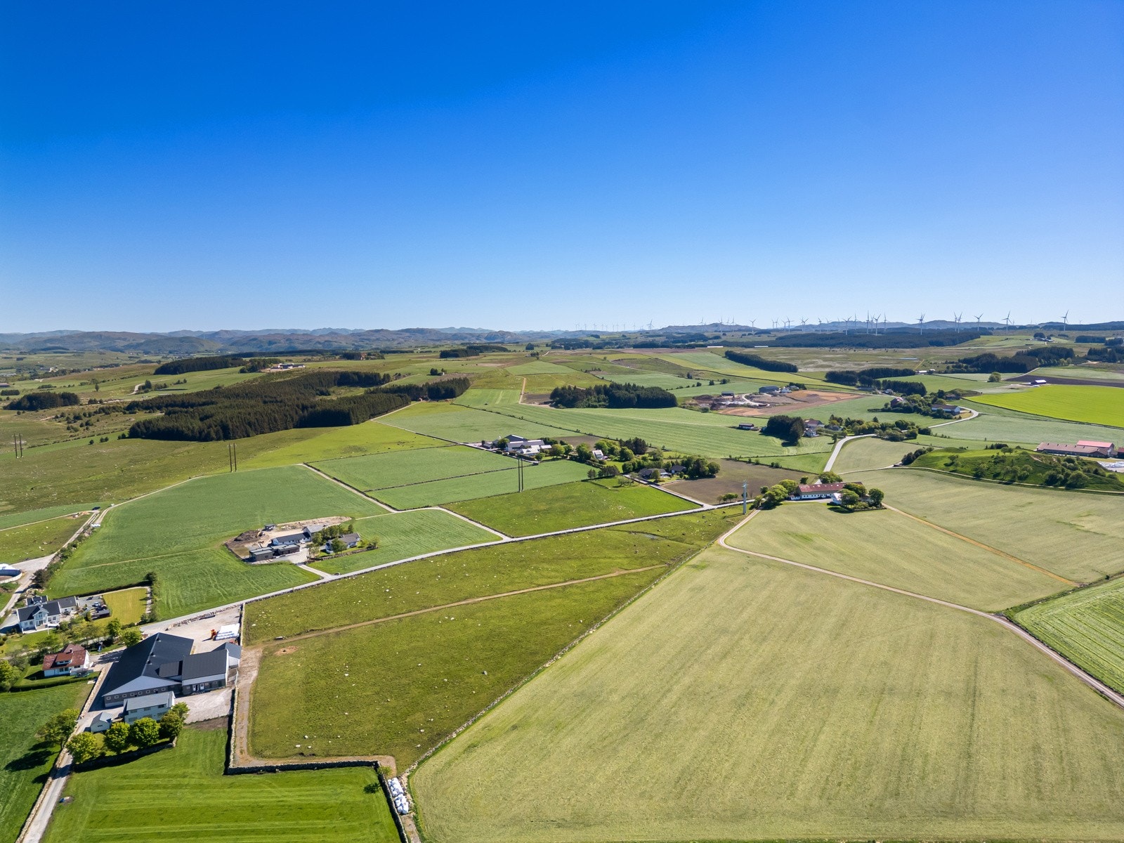 Dagligvarehandelen kan blant annet gjøres på Kiwi og Coop Mega. Galleribilde