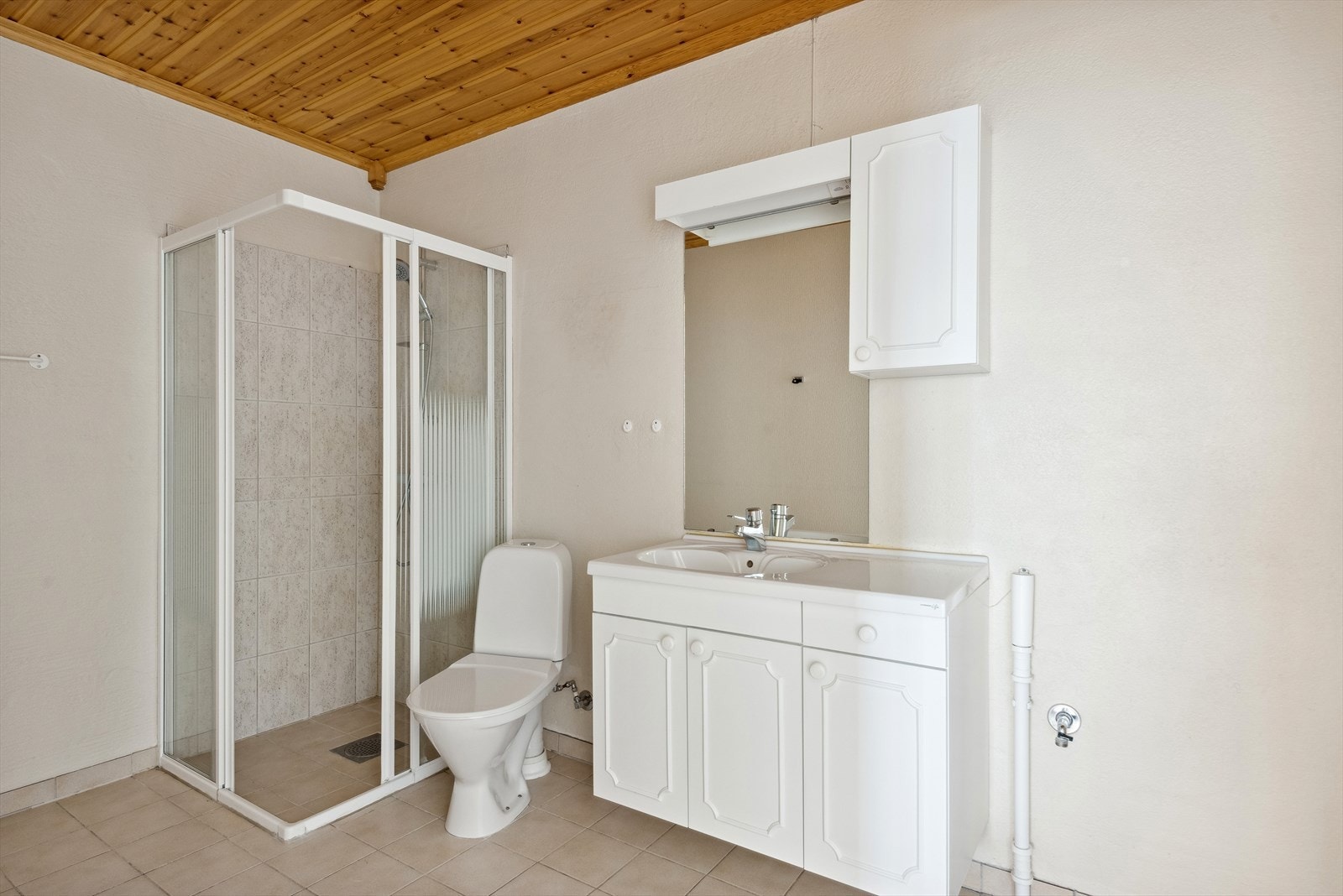 Baderommet i underetasjen. Galleribilde