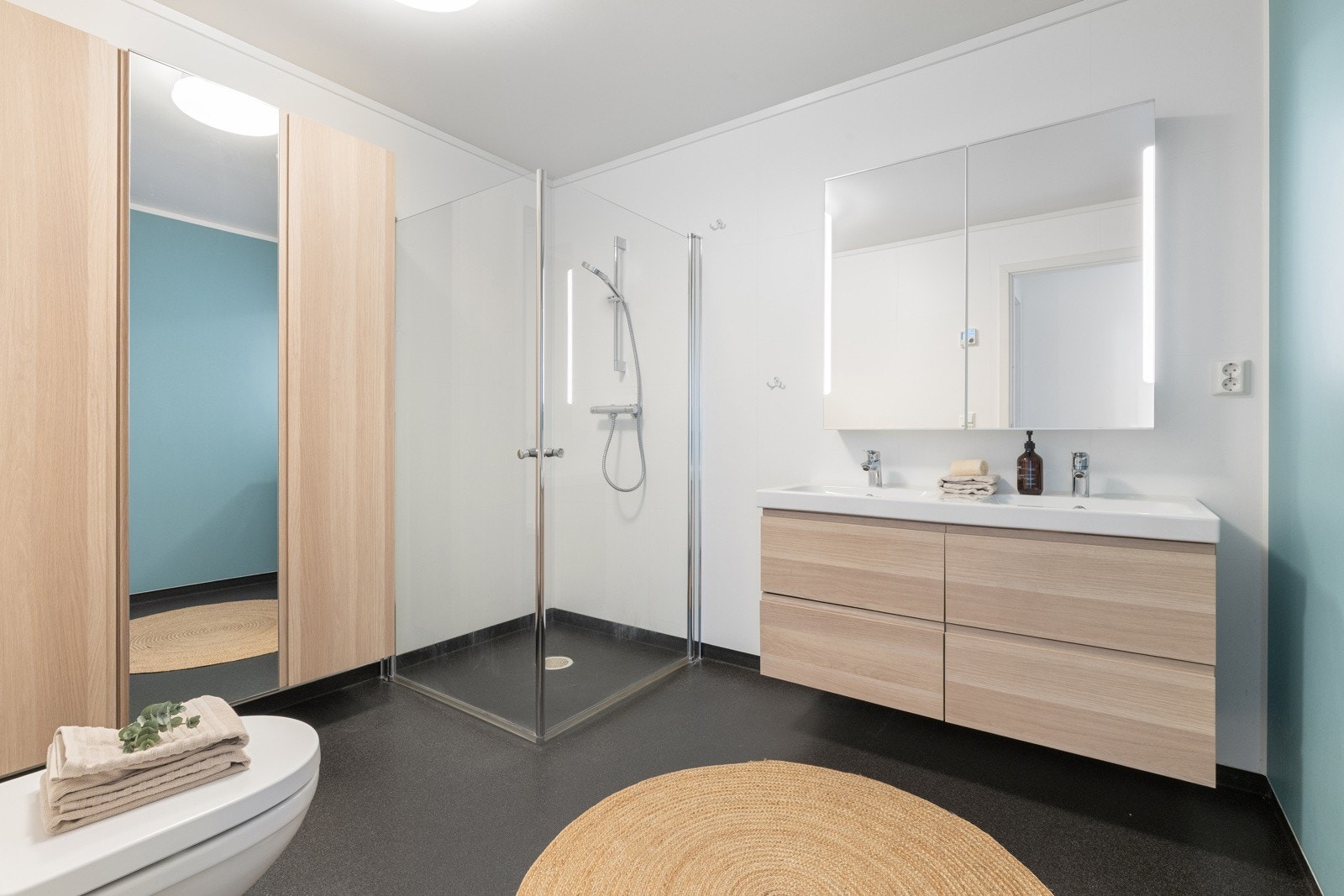 Bad i underetasje Galleribilde