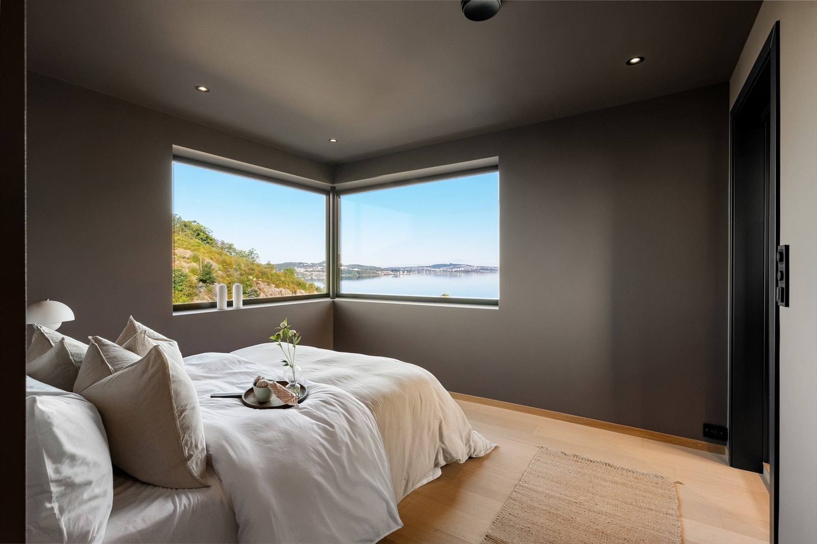 Hovedsoverom, med praktfull utsikt Galleribilde