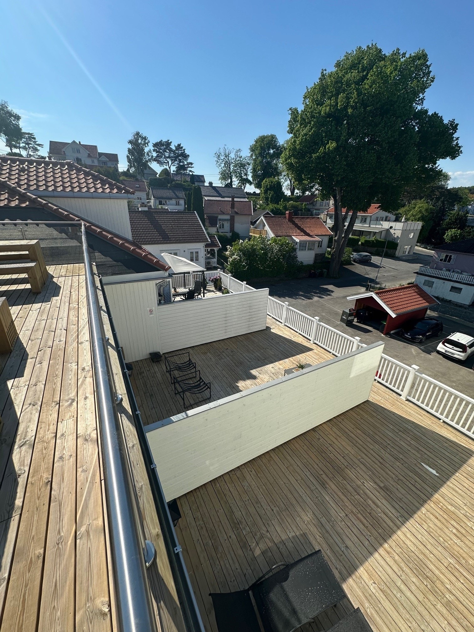 Terrassen til høyre er privat for leiligheten. Galleribilde