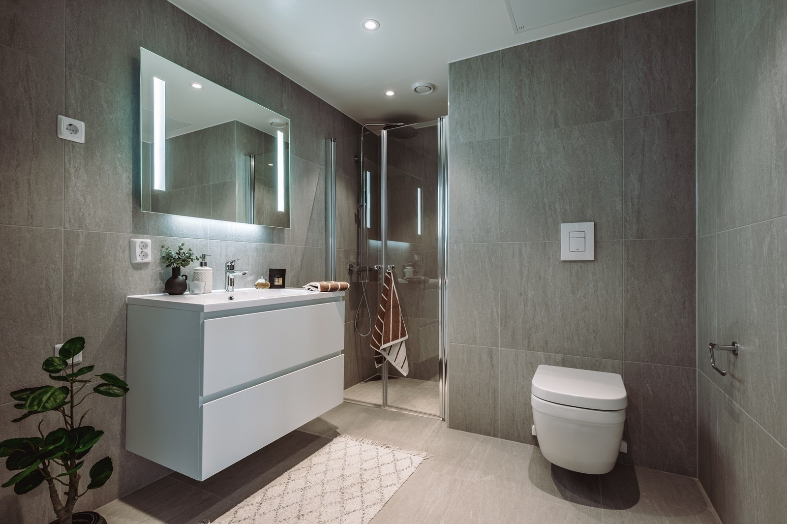 Soverommet har et eget delikat bad Galleribilde