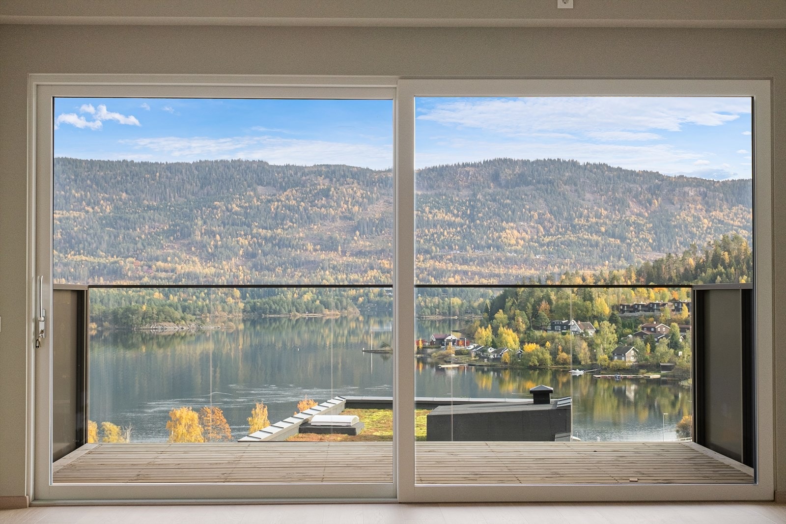 Dette bilde er tatt i en tilsvarende leilighet i etasjene over Galleribilde