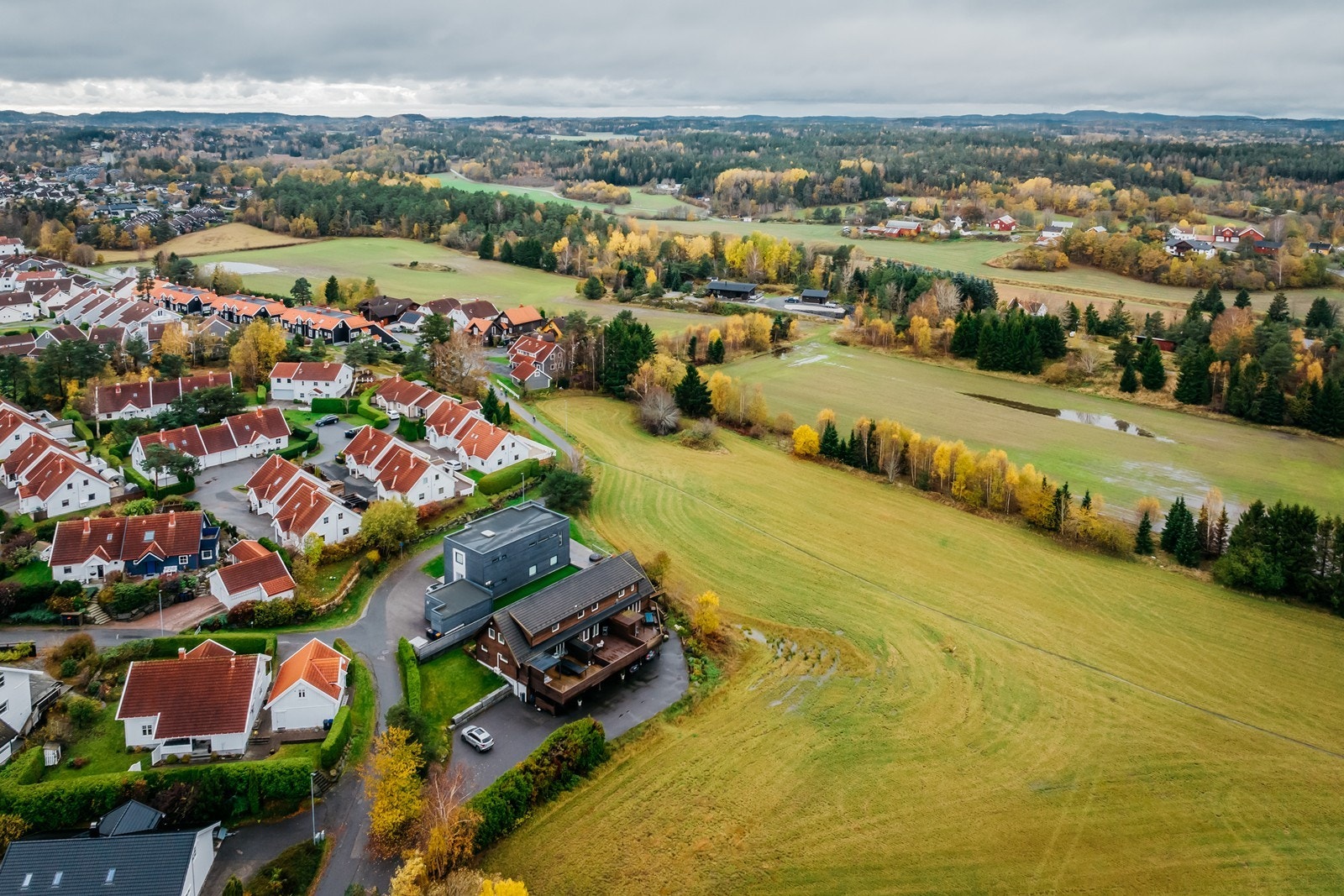 Naturskjønt nærområde. Galleribilde