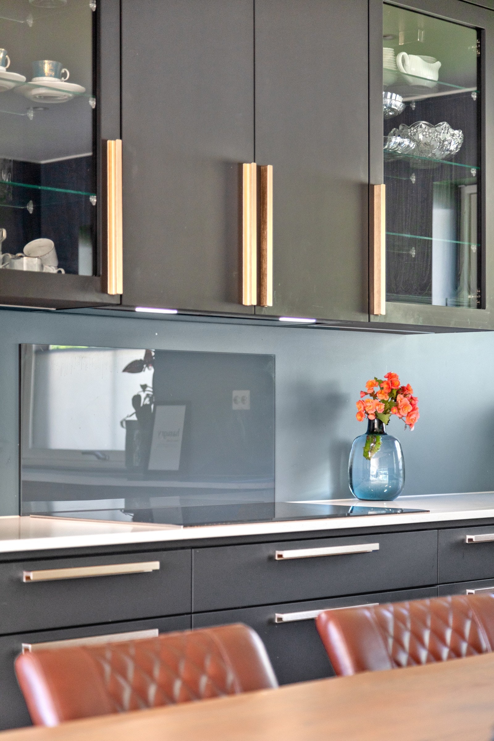 Her er det tenkt på alle detaljer fo rå få kjøkkenet både pent og funksjonelt. Galleribilde