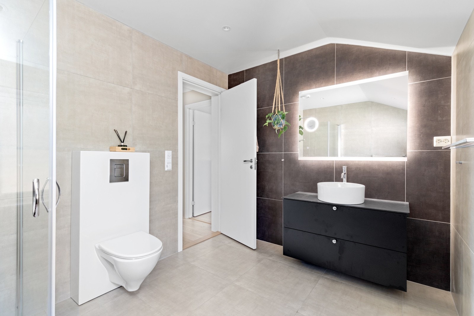 Delikat baderom i 2.etg. Galleribilde