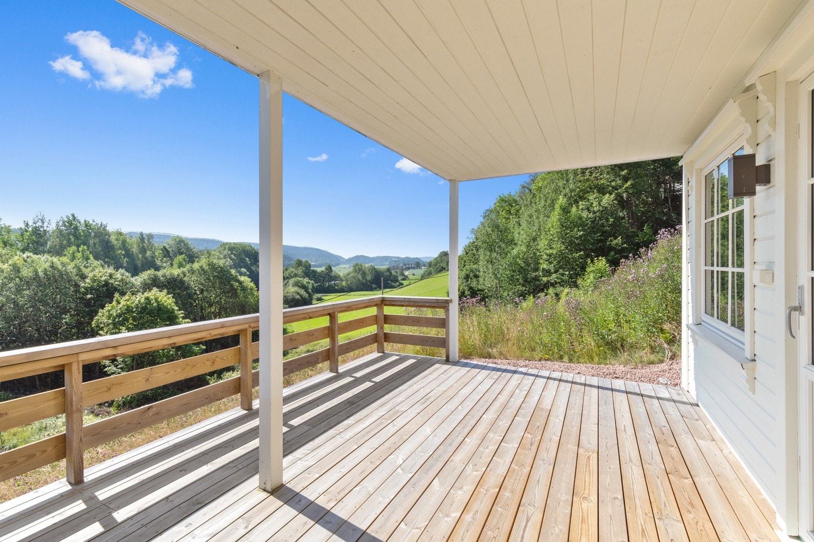 Overbygd terrasse på ca. 21 kvm. Galleribilde