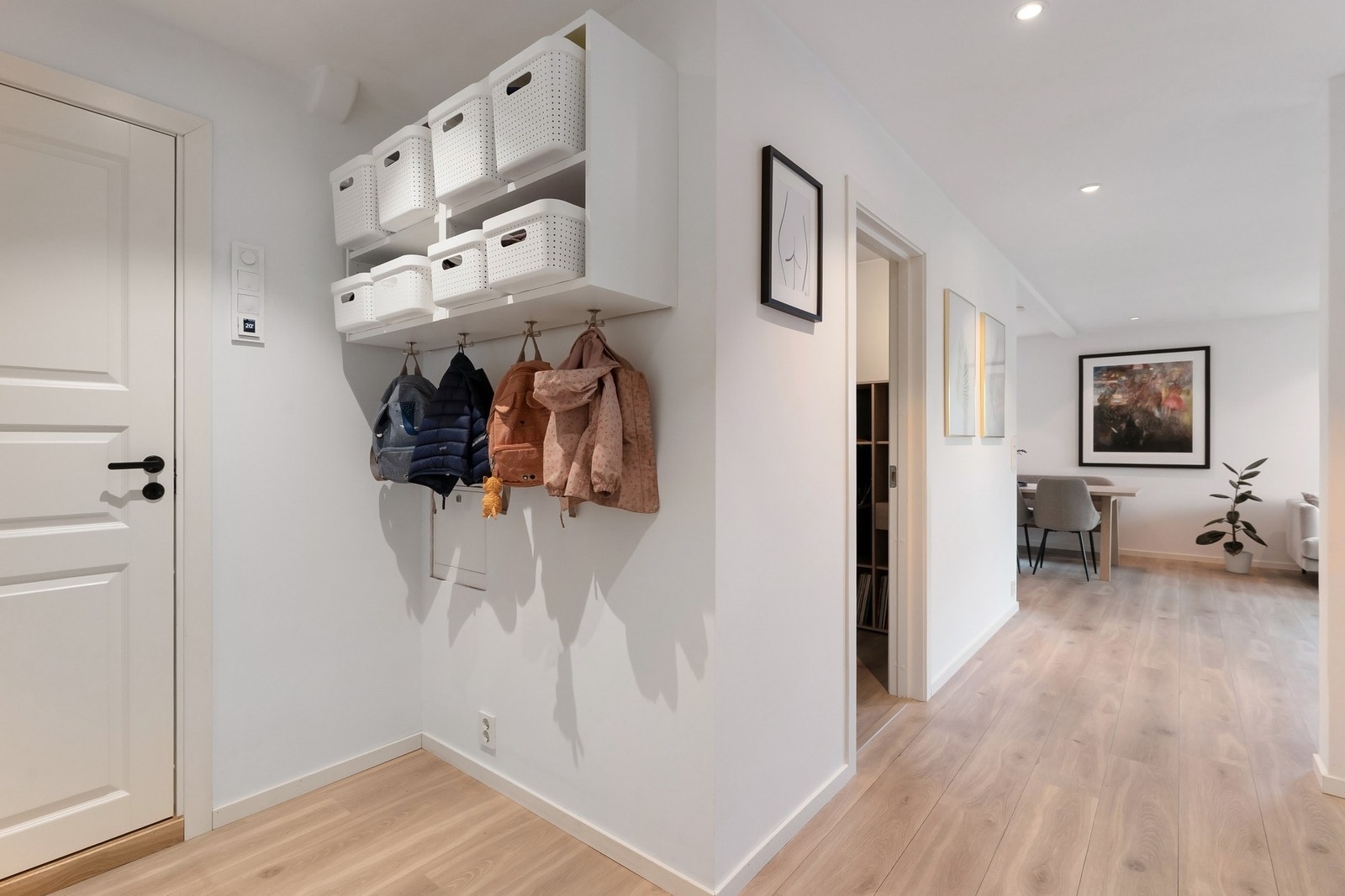 Det er også praktisk oppbevaringssystem Galleribilde