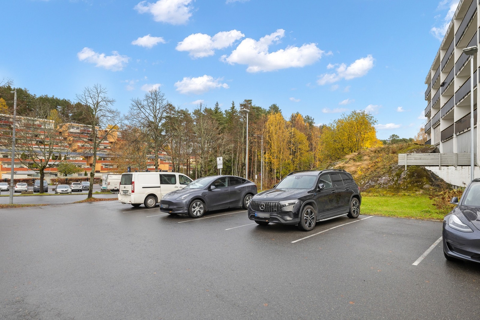 Det er også utvendige gjesteparkeringer i borettslaget Galleribilde