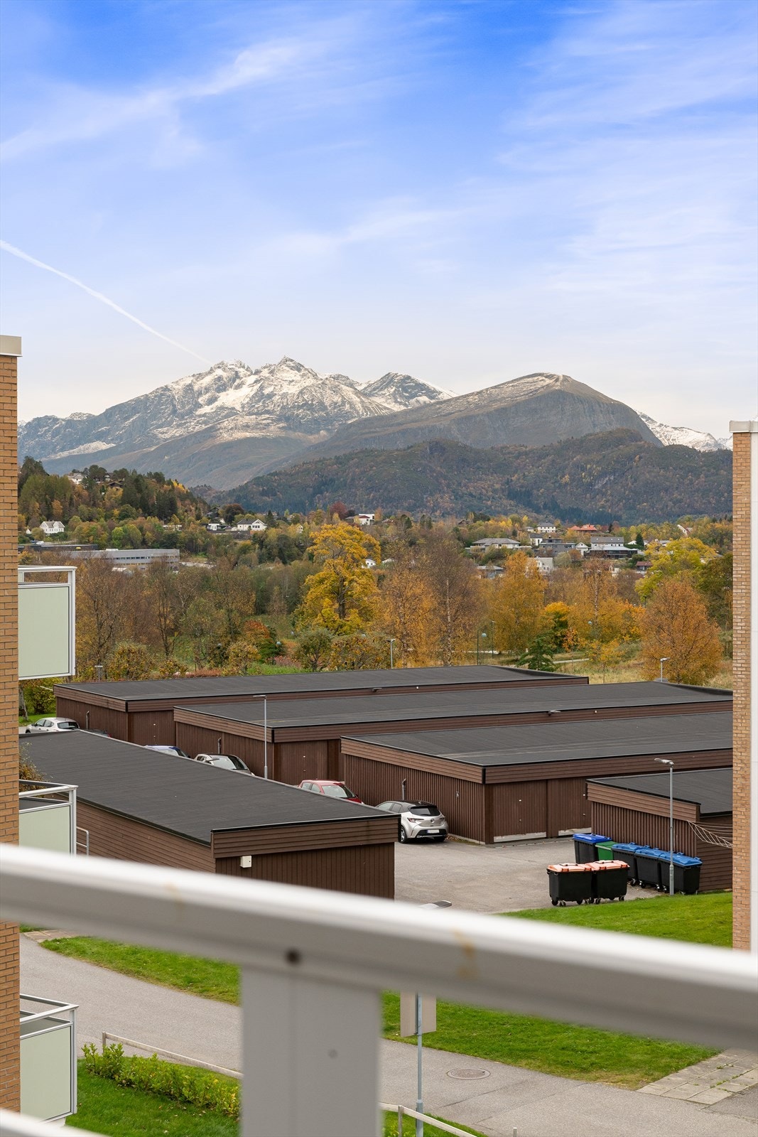 Flott utsikt fra leilighetens balkong! Galleribilde