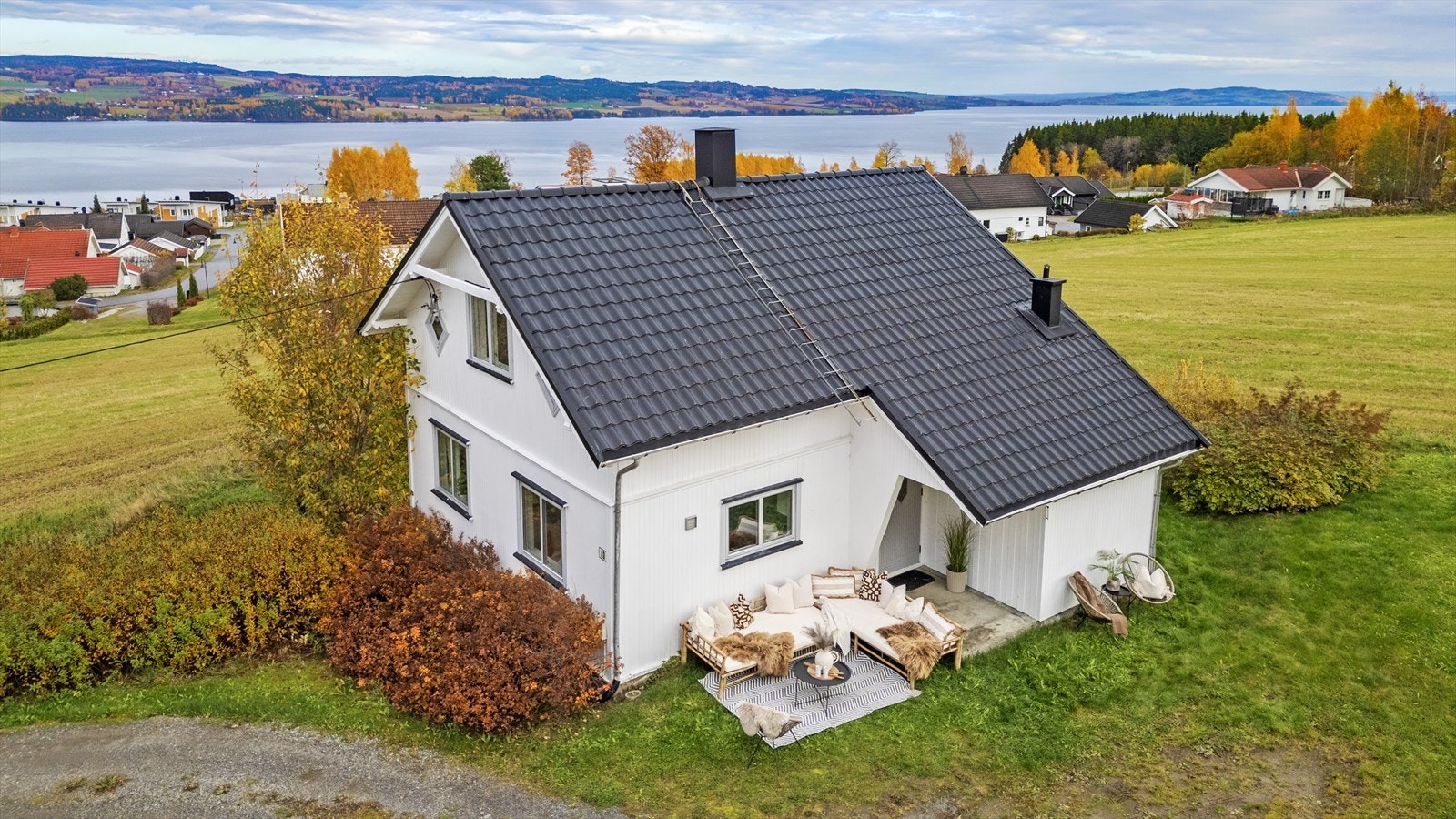 Fantastisk Mjøsutsikt! Galleribilde