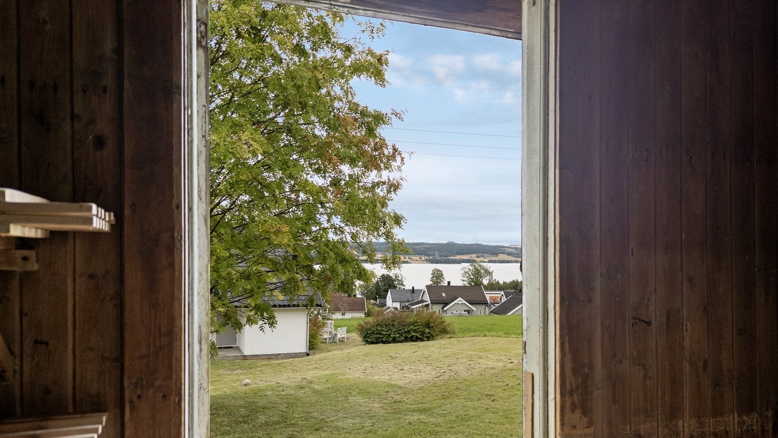 Fra uthuset. Galleribilde