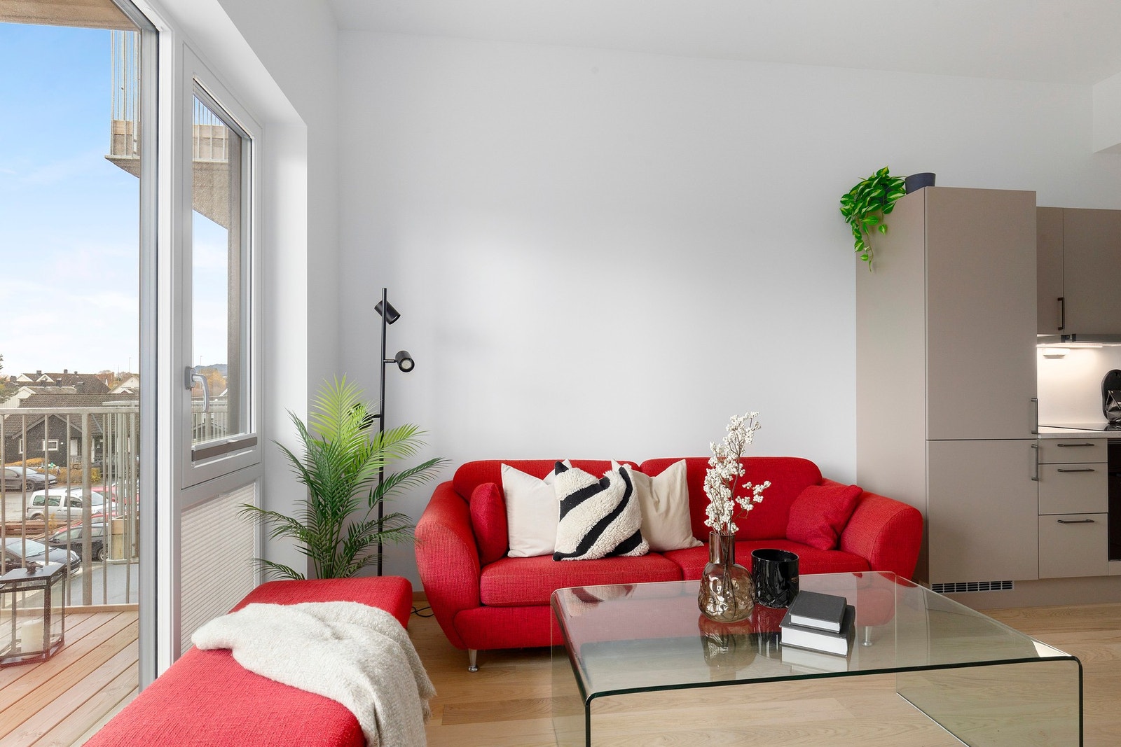 Det er oppvarming med fjernvarme og balansert ventilasjon. Galleribilde