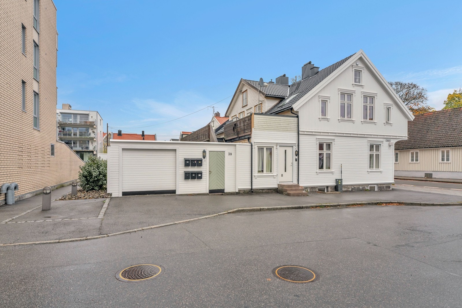 Inngangsparti Galleribilde