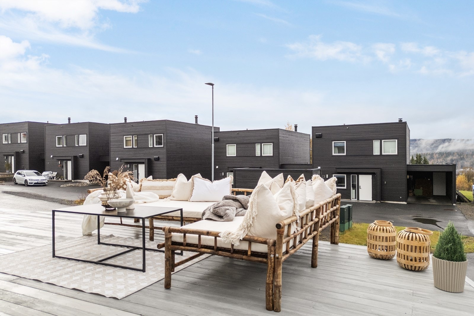 Nyte lange dager utendørs. Galleribilde