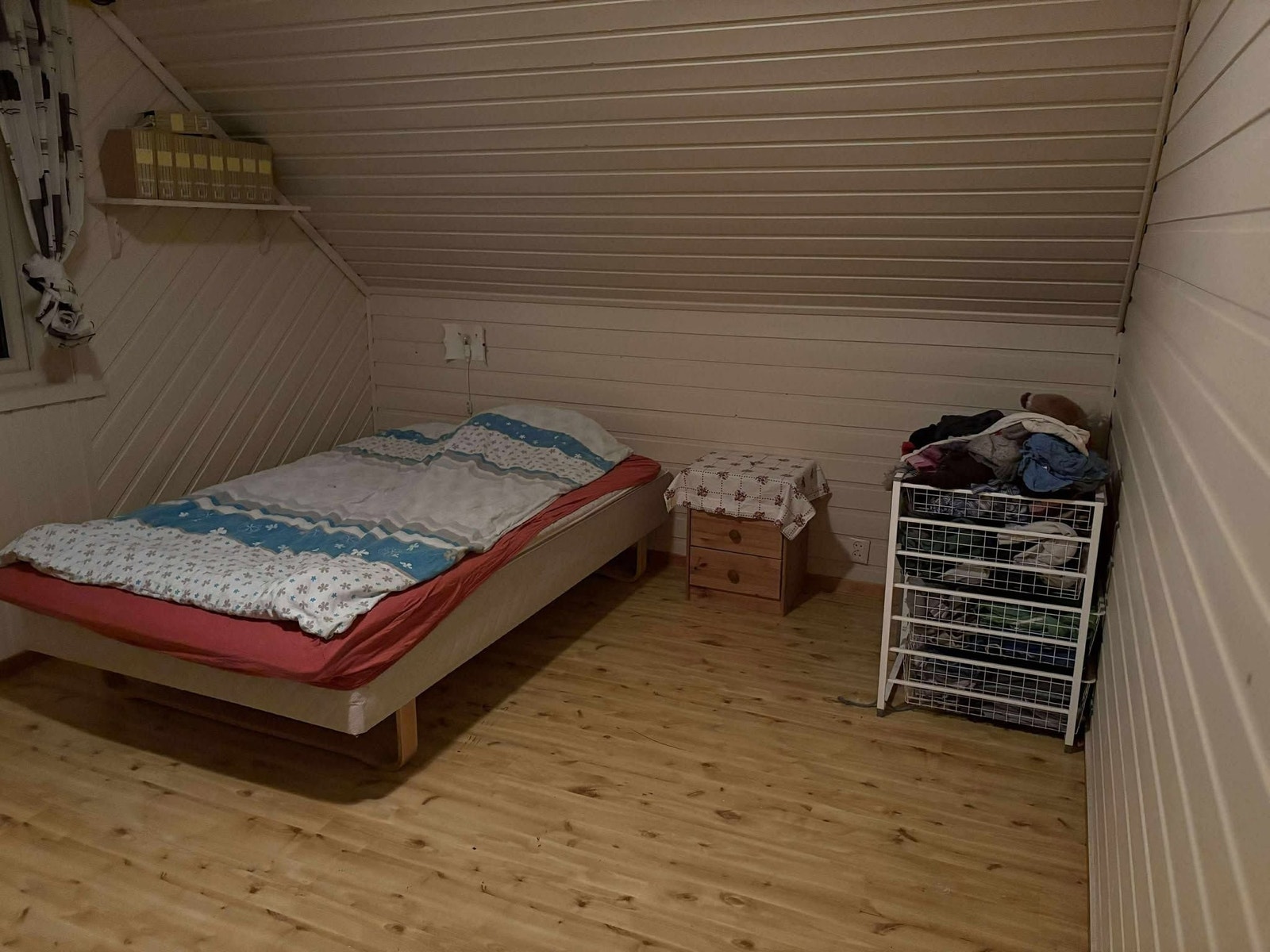 Stort soverom 2 etasje Galleribilde