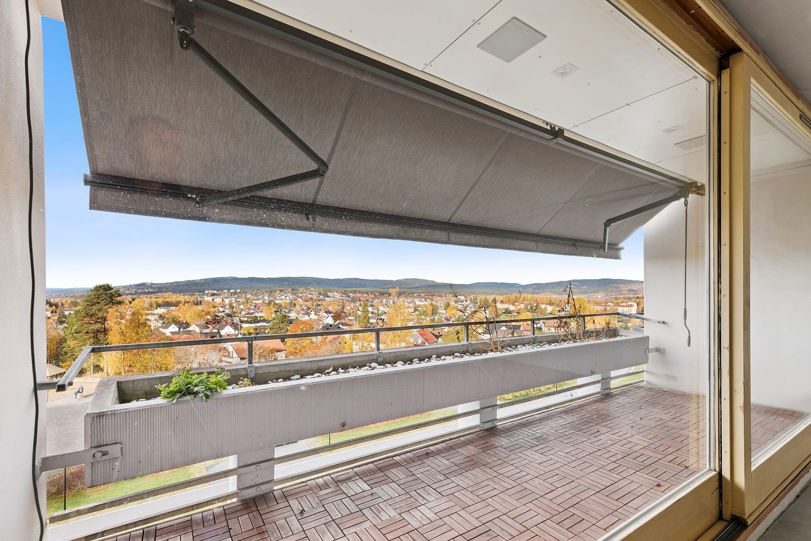 NTkyMzAyMzc6bW9uaXRvcg== Galleribilde