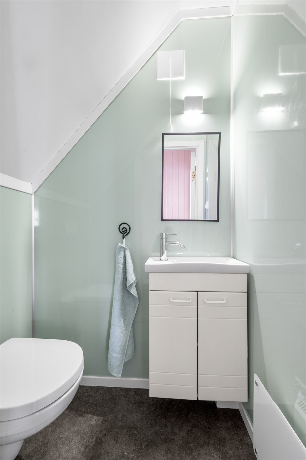 Toalettrom Galleribilde