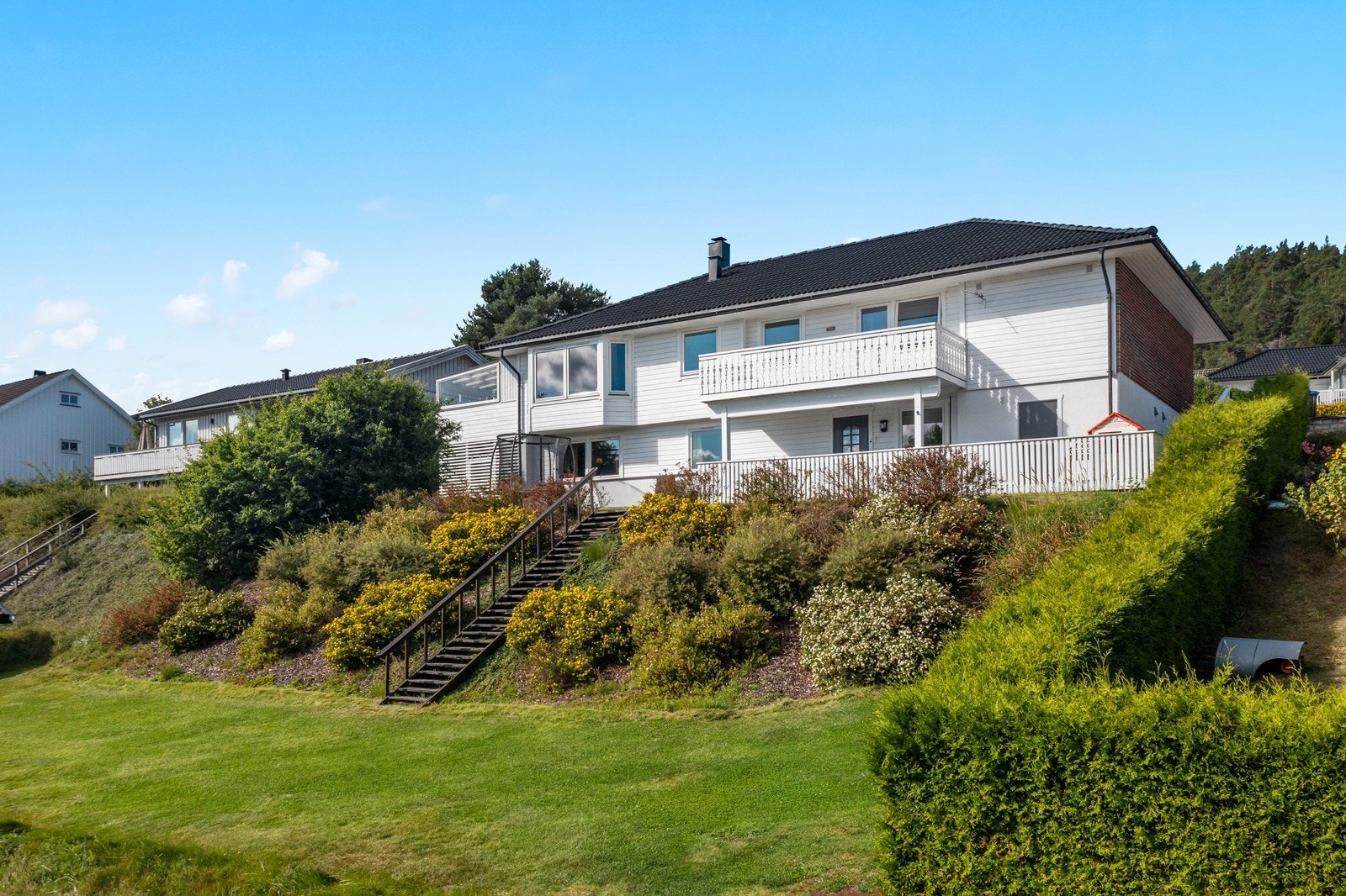 Det er eiet tomt på 886 kvm. Galleribilde