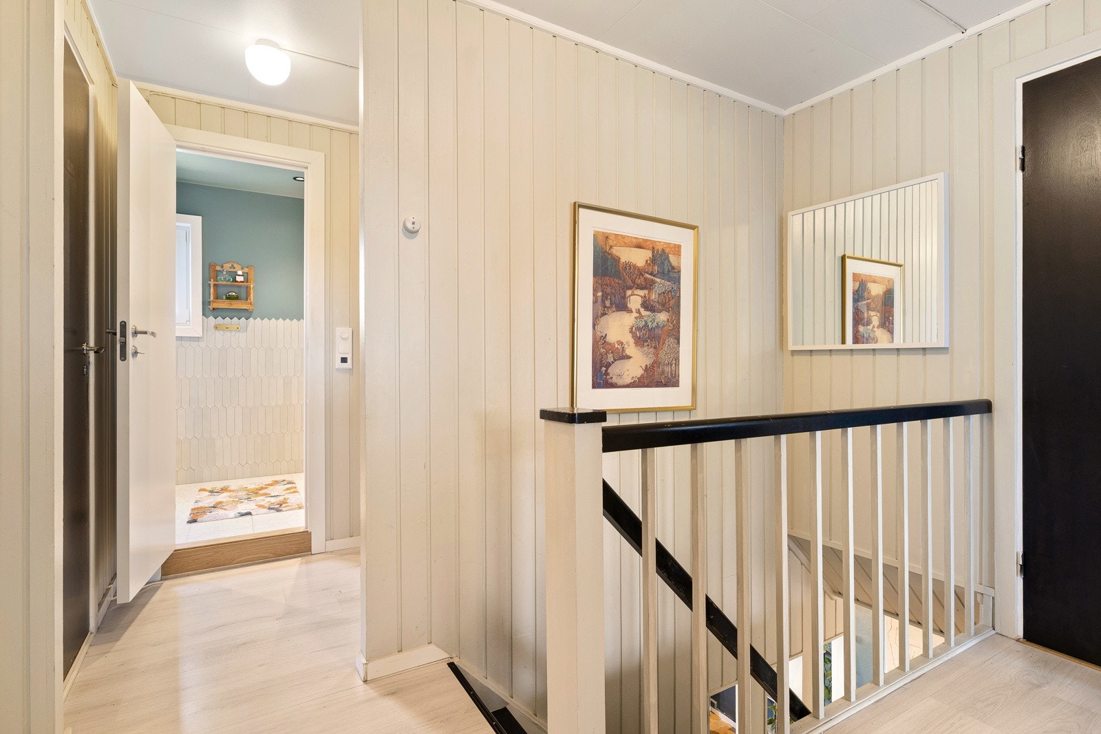 Gang i 2. etasje Galleribilde