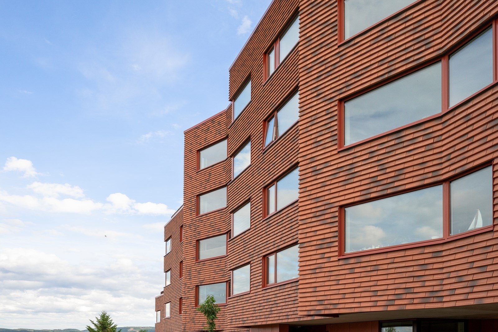 ByVy er et nydannet sameiet som består av totalt 49 eierseksjoner derav 48 boligseksjoner og 1 næringsseksjon. Sameiet har kvaliteter som felles takterrasser, heis, boder, mulighet for kjøp av p-plass i oppvarmet p-kjeller mm. Galleribilde