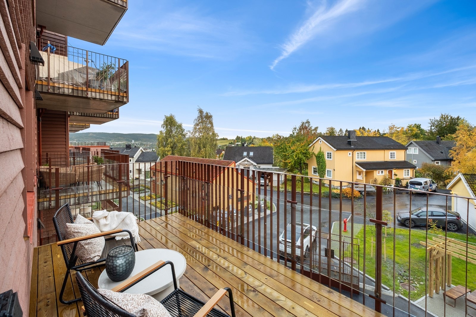 Fra stuen har du utgang til en romslig balkong på 10m² Galleribilde