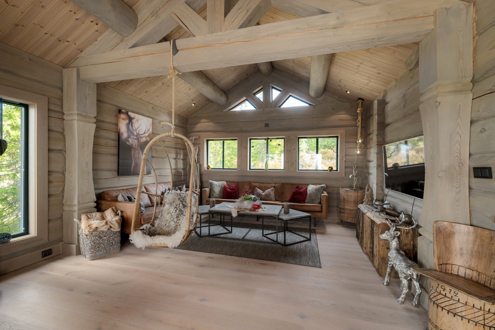 Den gode takhøyden gir en luftig atmosfære. Galleribilde