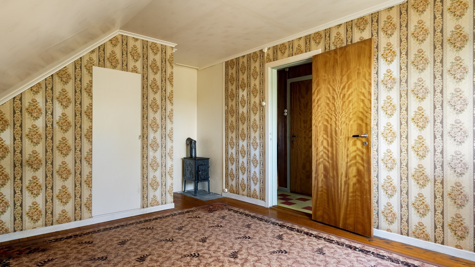 Soverommet har eget ildsted Galleribilde